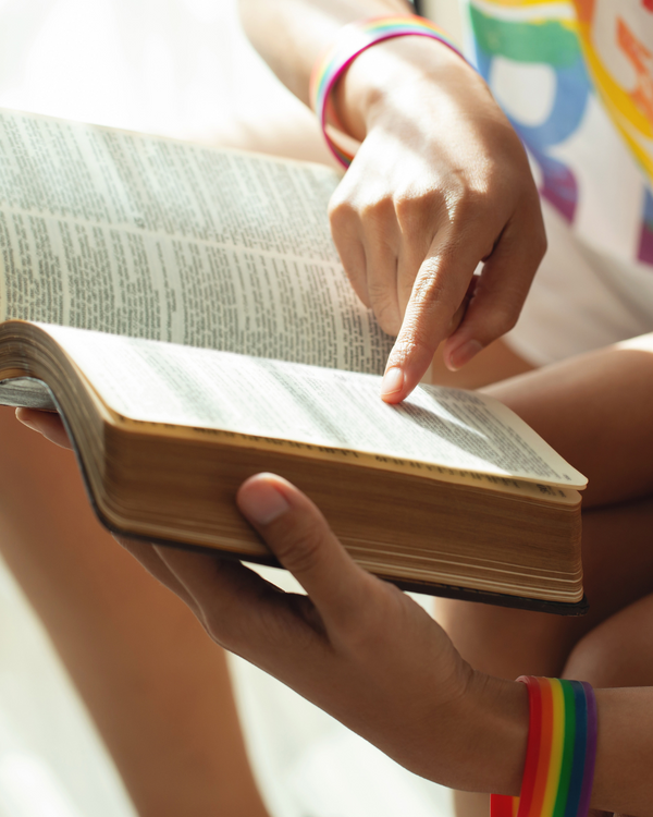 Incredible LGBTQ+ Books to Read for Pride Month: A Comprehensive Guide